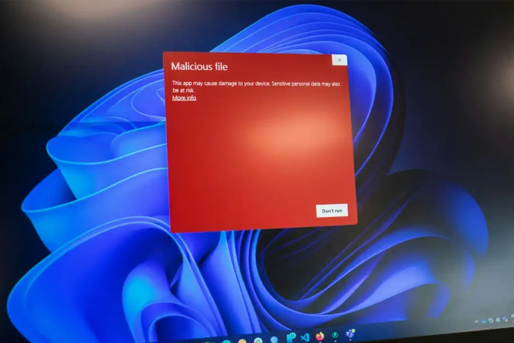 business it security malicious file warning image